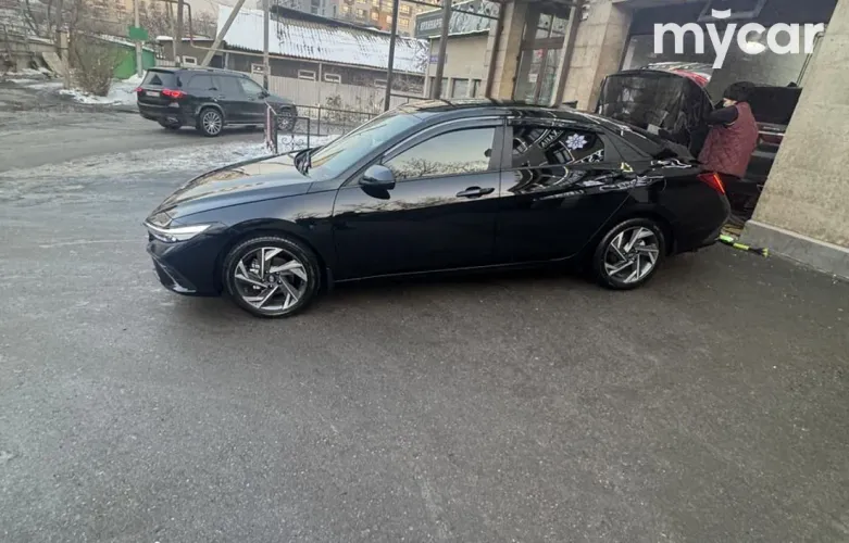 фото Hyundai Elantra 2024 года с пробегом за 11000000 тенге в undefined
