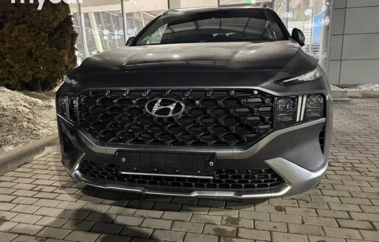 фото Hyundai Santa Fe 2021 года с пробегом за 15200000 тенге в undefined