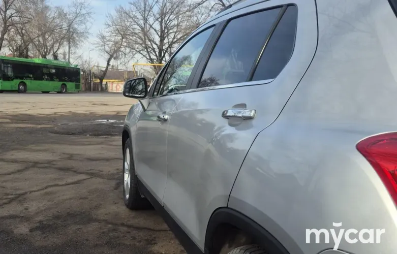 фото Chevrolet Tracker 2014 года с пробегом за 5200000 тенге в undefined