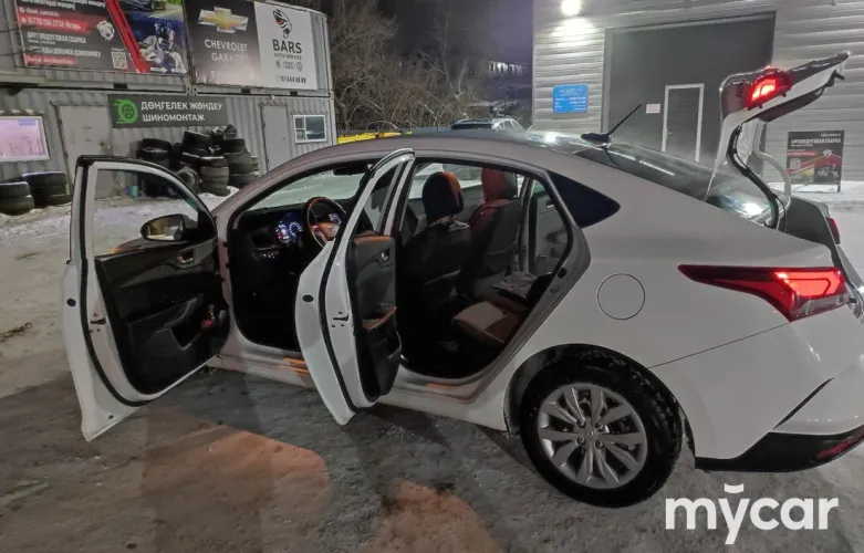 фото Hyundai Accent 2021 года с пробегом за 6800000 тенге в undefined