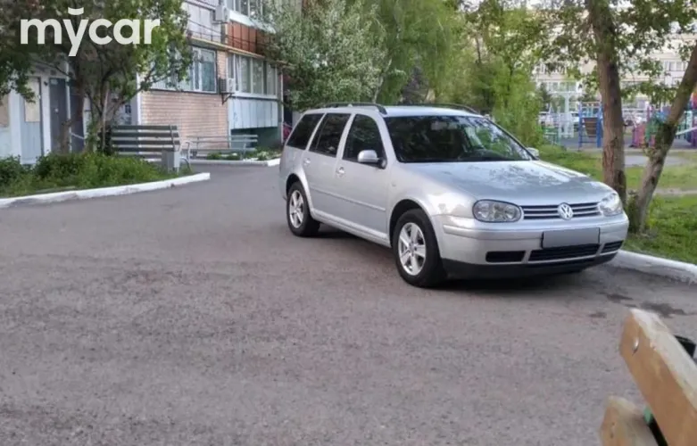 фото Volkswagen Golf 2001 года с пробегом за 2700000 тенге в undefined