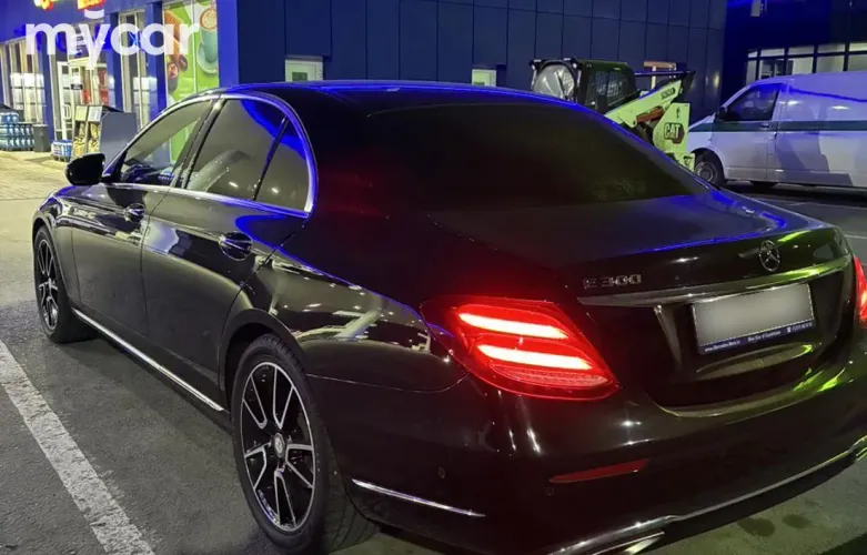 фото Mercedes-Benz E-Класс 2017 года с пробегом за 18500000 тенге в undefined