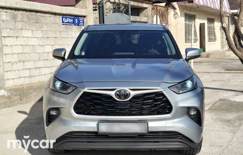 фото Toyota Highlander 2020 года с пробегом за 23800000 тенге в undefined