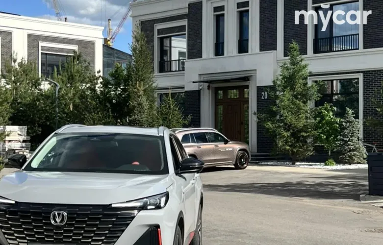 фото Changan CS55Plus 2023 года с пробегом за 8900000 тенге в undefined