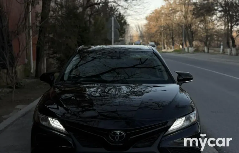 фото Toyota Camry 2021 года с пробегом за 13000000 тенге в undefined