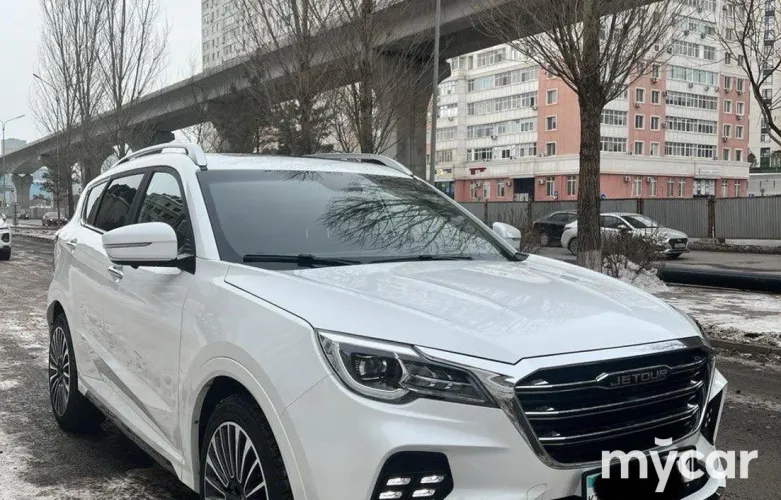 фото Jetour X70 2024 года с пробегом за 9200000 тенге в undefined