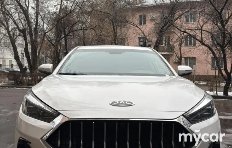 фото JAC J7 2024 года с пробегом за 7200000 тенге в undefined