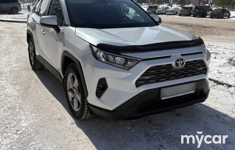 фото Toyota RAV4 2021 года с пробегом за 15200000 тенге в undefined