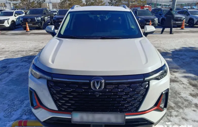 фото Changan CS35Plus 2023 года с пробегом за 7000000 тенге в undefined
