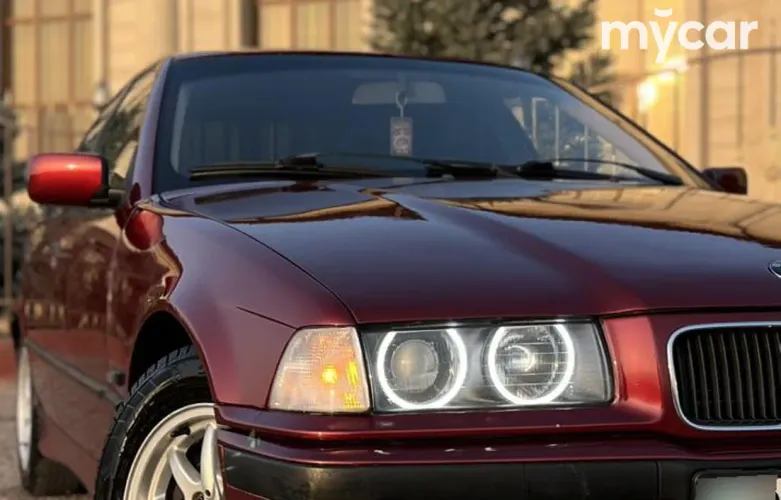 фото BMW 3 серия 1992 года с пробегом за 2490000 тенге в undefined