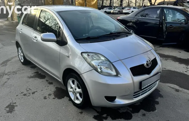 фото Toyota Yaris 2008 года с пробегом за 4000000 тенге в undefined