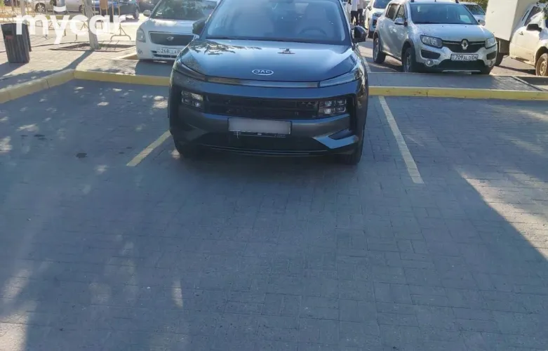 фото JAC JS6 2023 года с пробегом за 10000000 тенге в undefined