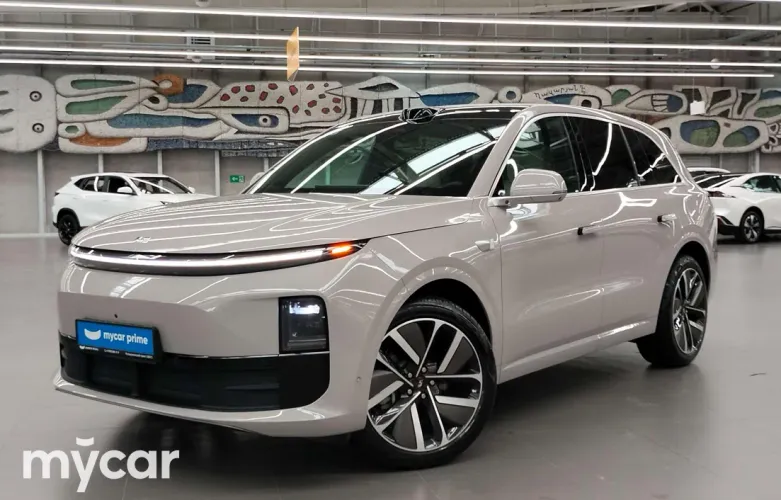 фото LiXiang L6 2024 года с пробегом за 21590000 тенге в undefined