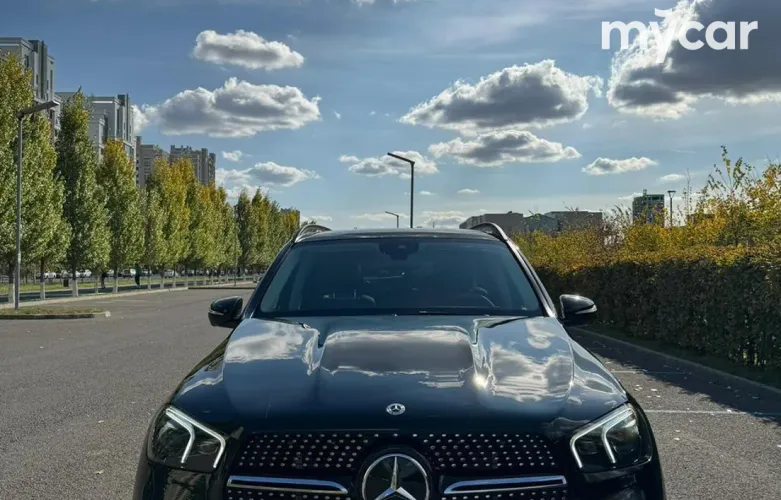 фото Mercedes-Benz GLE-Класс 2023 года с пробегом за 56000000 тенге в undefined