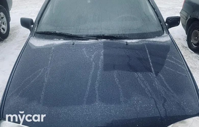 фото Volkswagen Golf 1992 года с пробегом за 1000000 тенге в undefined