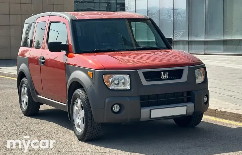 фото Honda Element 2004 года с пробегом за 5900000 тенге в undefined