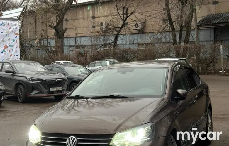 фото Volkswagen Polo 2016 года с пробегом за 5100000 тенге в undefined