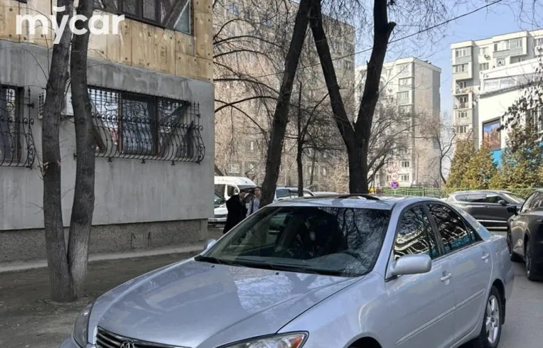 фото Toyota Camry 2003 года с пробегом за 4500000 тенге в undefined
