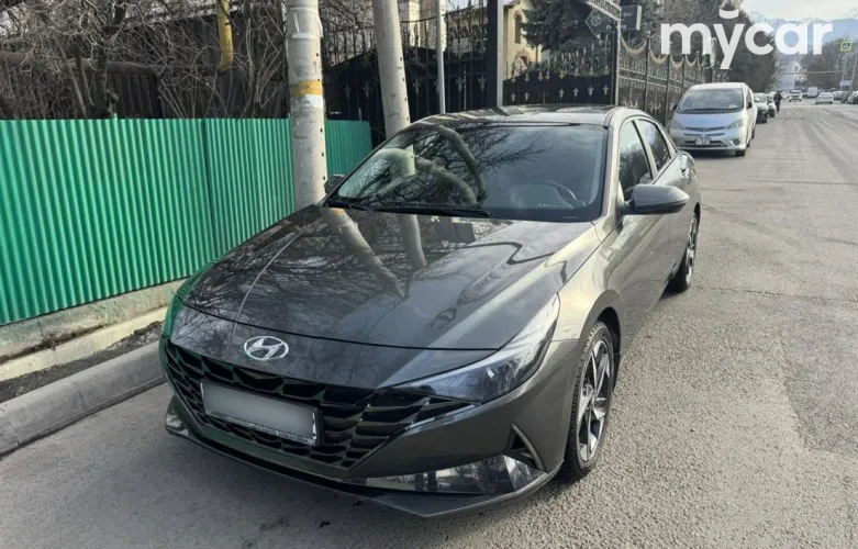 фото Hyundai Elantra 2023 года с пробегом за 10500000 тенге в undefined
