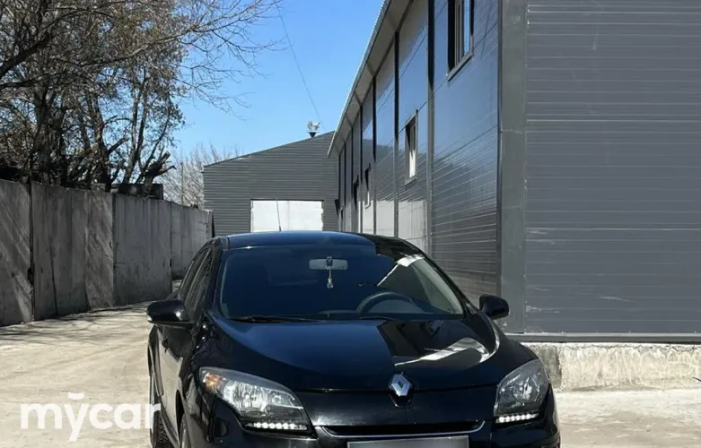 фото Renault Megane 2013 года с пробегом за 3200000 тенге в undefined