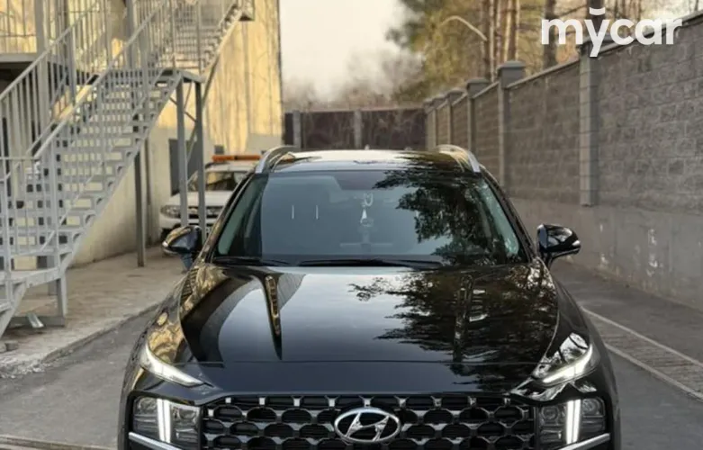 фото Hyundai Santa Fe 2023 года с пробегом за 17200000 тенге в undefined