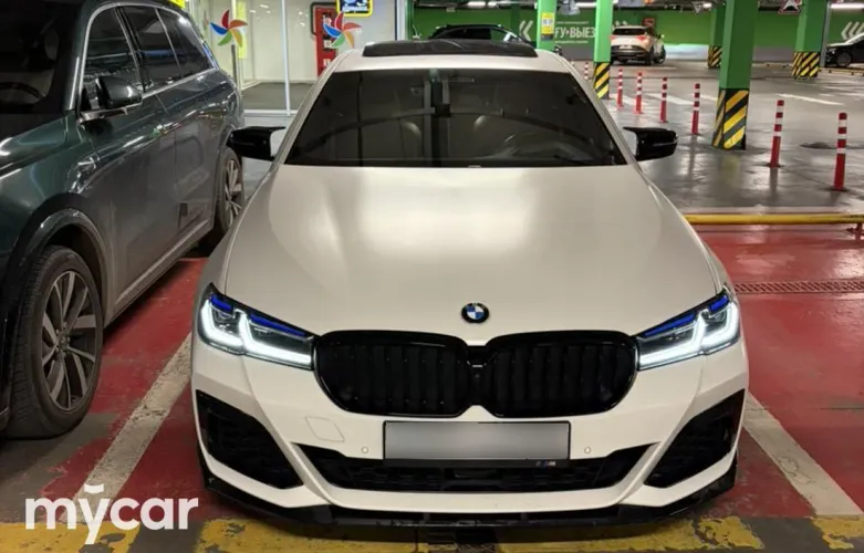 фото BMW 5 серия 2023 года с пробегом за 33000000 тенге в undefined
