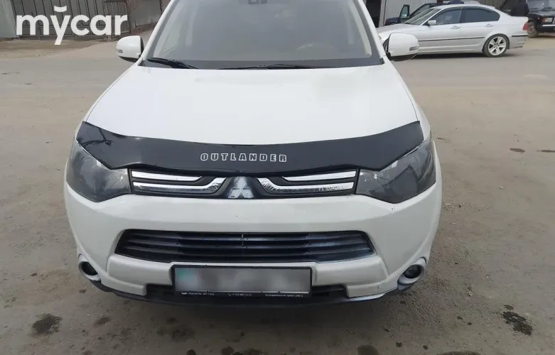 фото Mitsubishi Outlander 2013 года с пробегом за 7200000 тенге в undefined