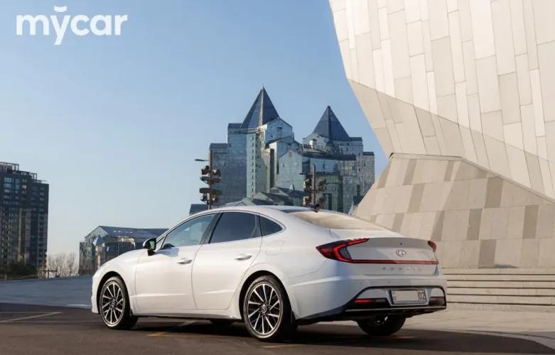 фото Hyundai Sonata 2022 года с пробегом за 11100000 тенге в undefined