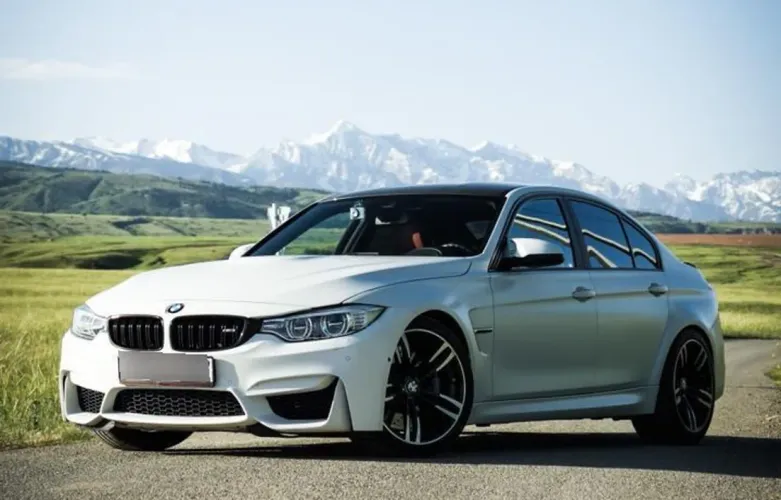 фото BMW M3 2015 года с пробегом за 25500000 тенге в undefined