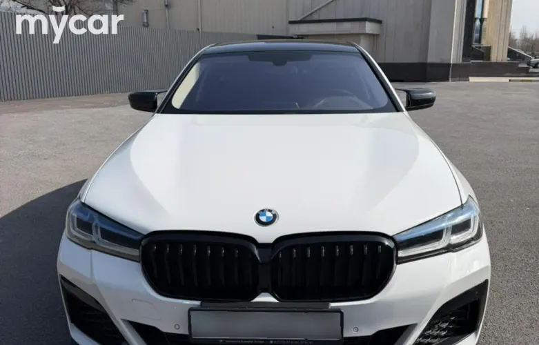 фото BMW 5 серия 2019 года с пробегом за 17000000 тенге в undefined