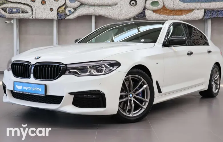фото BMW 5 серия 2019 года с пробегом за 20490000 тенге в undefined