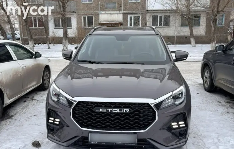 фото Jetour X70 2025 года с пробегом за 9000000 тенге в undefined