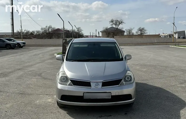 фото Nissan Tiida 2006 года с пробегом за 3500000 тенге в undefined