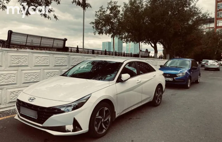 фото Hyundai Elantra 2023 года с пробегом за 10000000 тенге в undefined