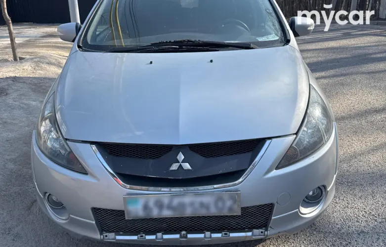 фото Mitsubishi Grandis 2005 года с пробегом за 4300000 тенге в undefined