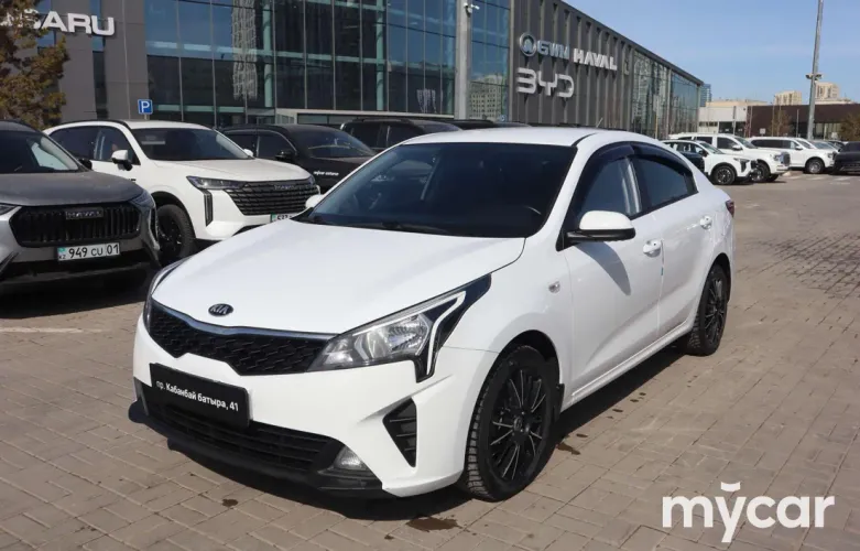 фото Kia Rio 2021 года с пробегом за 6800000 тенге в undefined