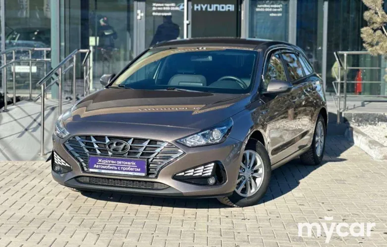 фото Hyundai i30 2023 года с пробегом за 8870000 тенге в undefined
