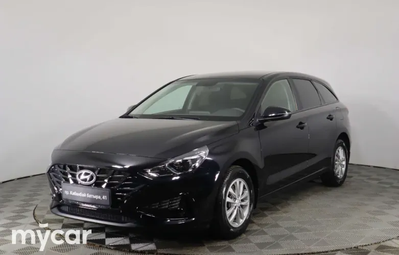 фото Hyundai i30 2023 года с пробегом за 8990000 тенге в undefined