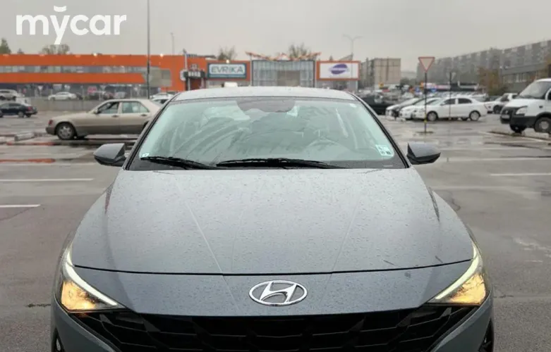 фото Hyundai Elantra 2022 года с пробегом за 9299999 тенге в undefined