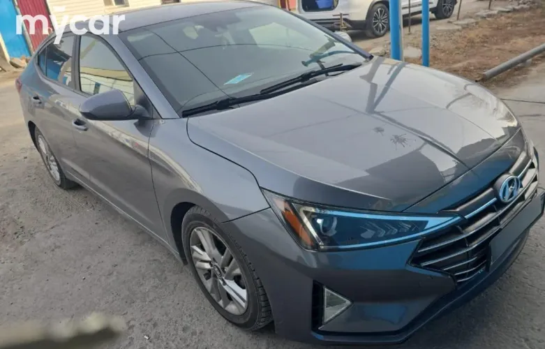 фото Hyundai Elantra 2019 года с пробегом за 8000000 тенге в undefined
