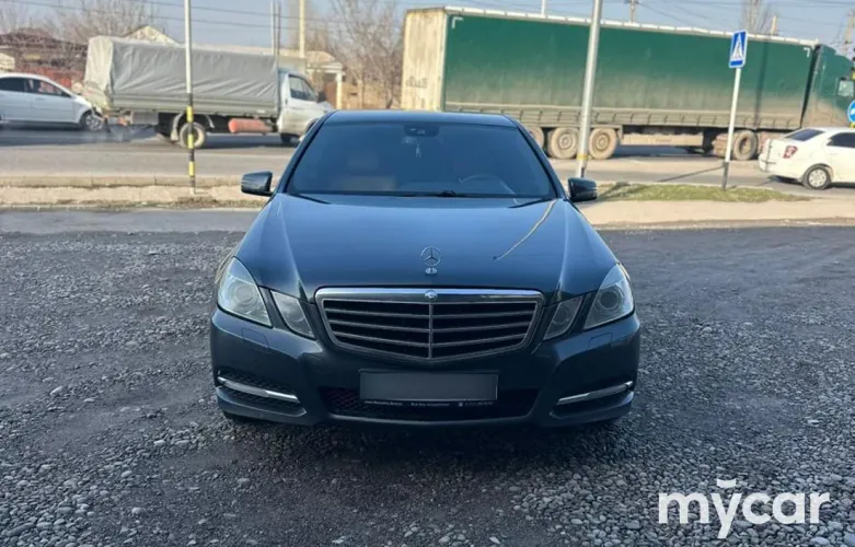 фото Mercedes-Benz E-Класс 2012 года с пробегом за 9000000 тенге в undefined