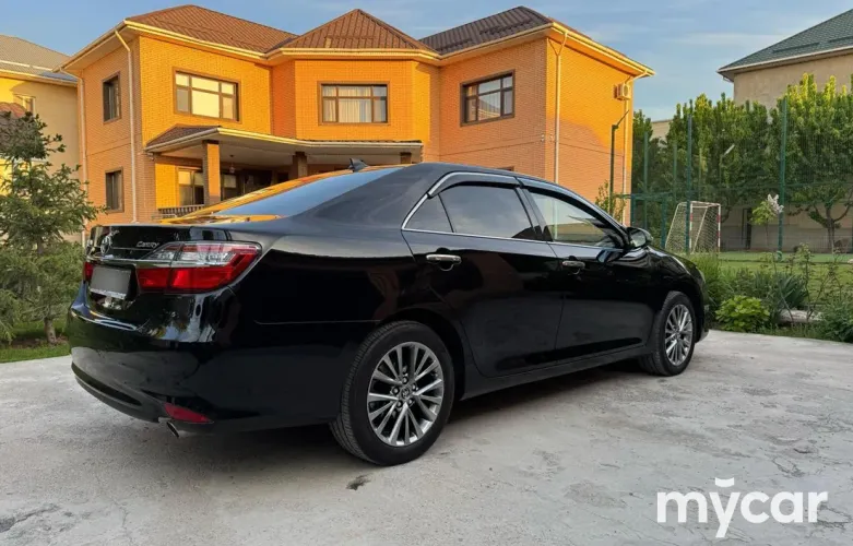 фото Toyota Camry 2017 года с пробегом за 13800000 тенге в undefined