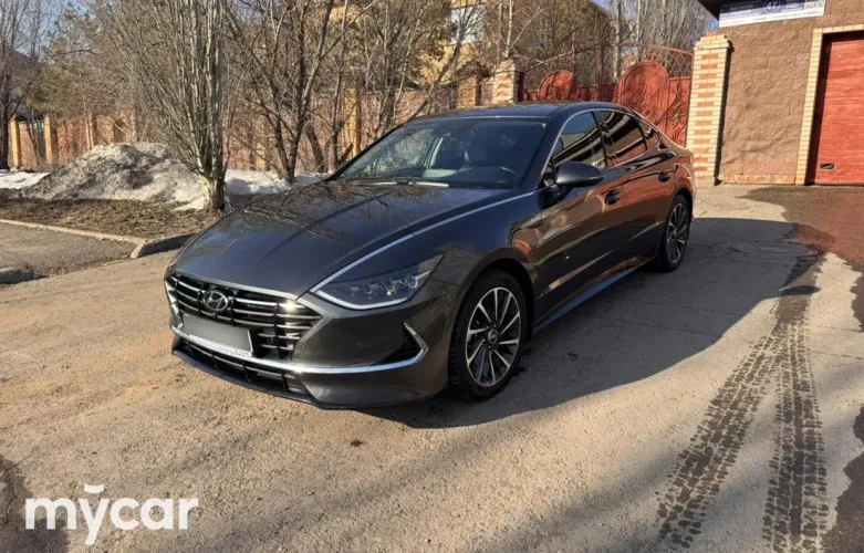 фото Hyundai Sonata 2023 года с пробегом за 12100000 тенге в undefined