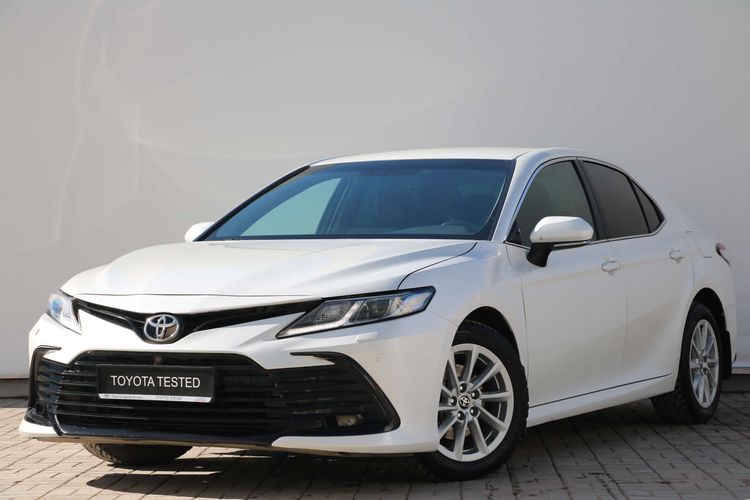 фото Toyota Camry 2021 года с пробегом за 13390000 тенге в undefined