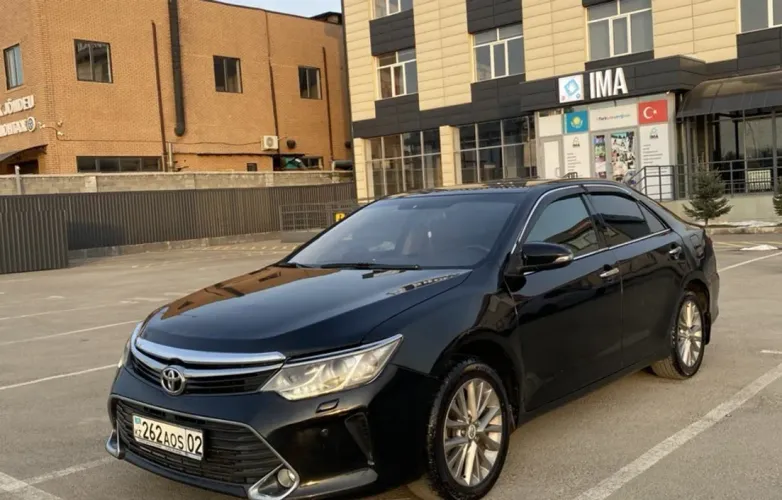 фото Toyota Camry 2015 года с пробегом за 8800000 тенге в undefined