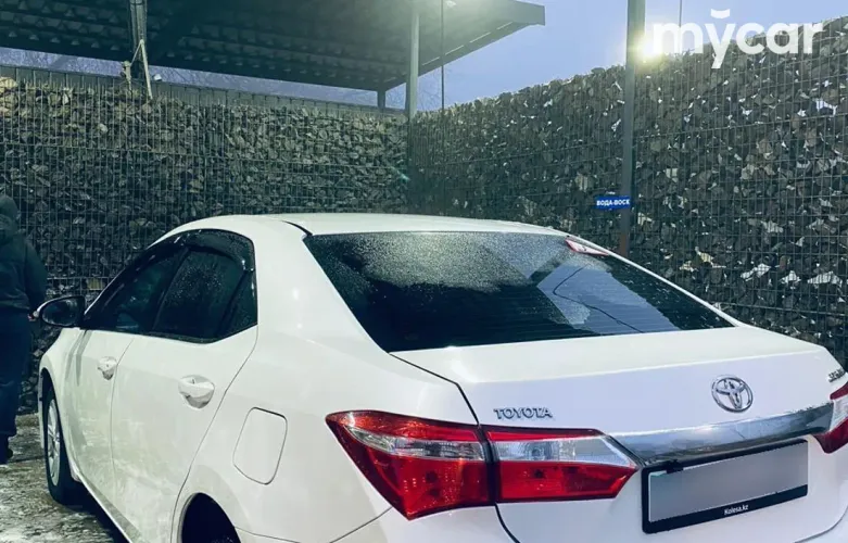 фото Toyota Corolla 2013 года с пробегом за 6500000 тенге в undefined