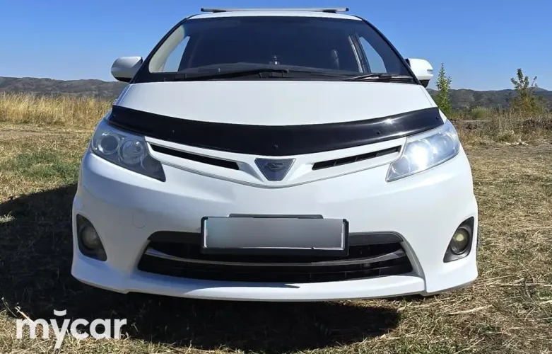 фото Toyota Estima 2010 года с пробегом за 7000000 тенге в undefined