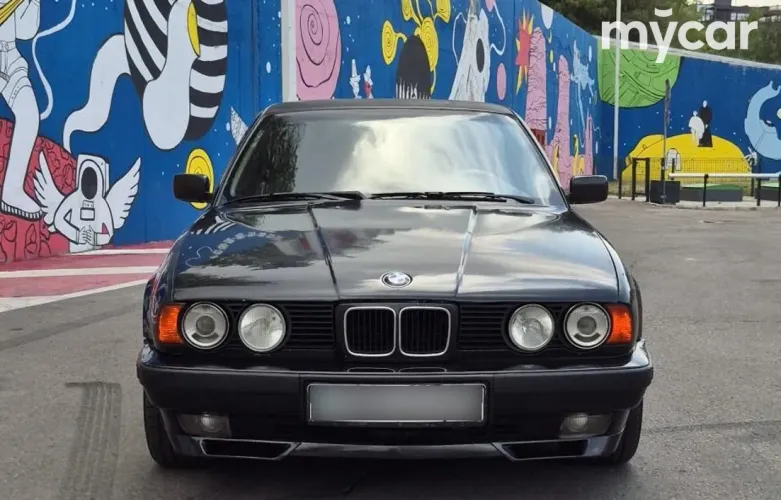 фото BMW 5 серия 1991 года с пробегом за 2800000 тенге в undefined