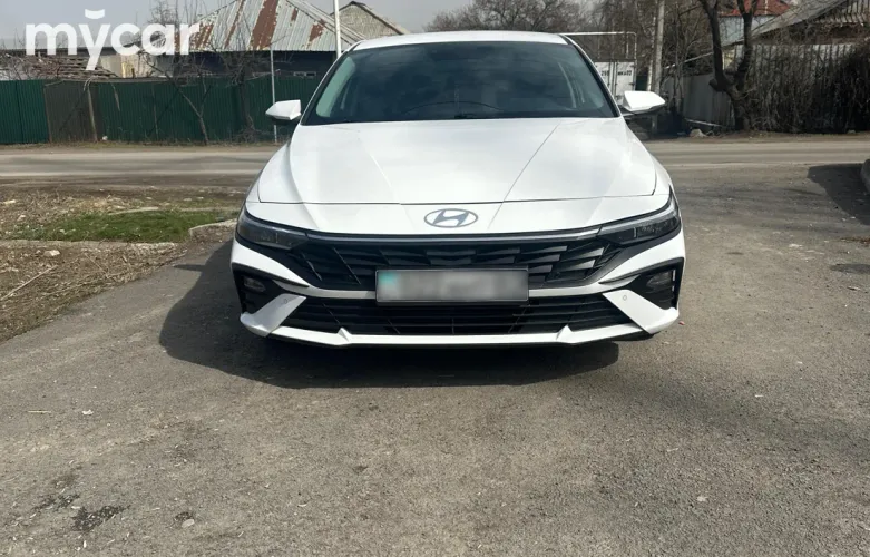 фото Hyundai Elantra 2023 года с пробегом за 10200000 тенге в undefined