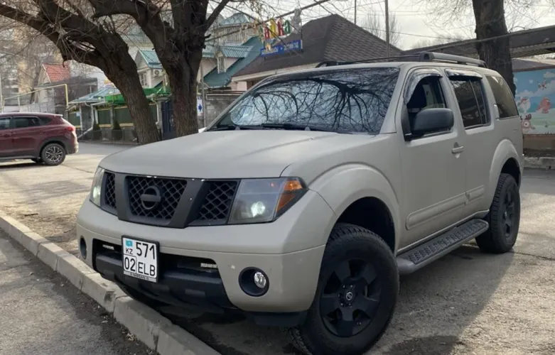 фото Nissan Pathfinder 2006 года с пробегом за 6600000 тенге в undefined